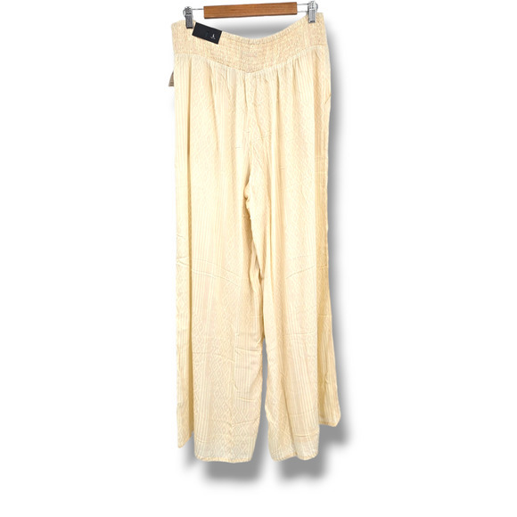 NEW Maurices Women's Aztec Tribal Wide Leg Palazzo Pants Cream Large Short‎ - Picture 2 of 6